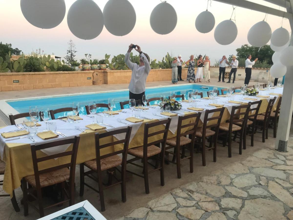 Villa Ceni - Appartamenti Con Camere, Cucina, Wc E Terrazza Sul Mare In Villa Con Piscina, Giardino E Parcheggio Marinella di Selinunte Exterior photo
