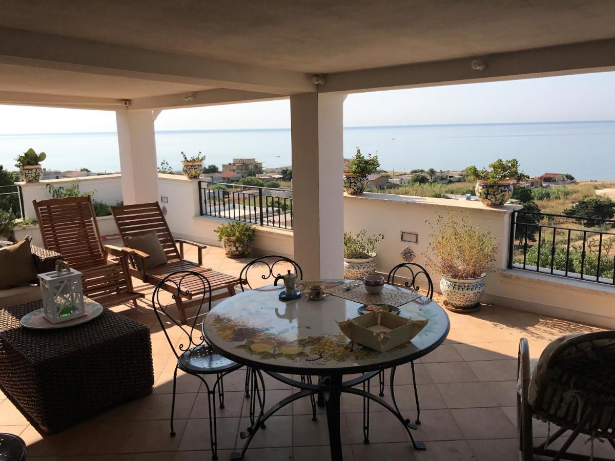 Villa Ceni - Appartamenti Con Camere, Cucina, Wc E Terrazza Sul Mare In Villa Con Piscina, Giardino E Parcheggio Marinella di Selinunte Exterior photo
